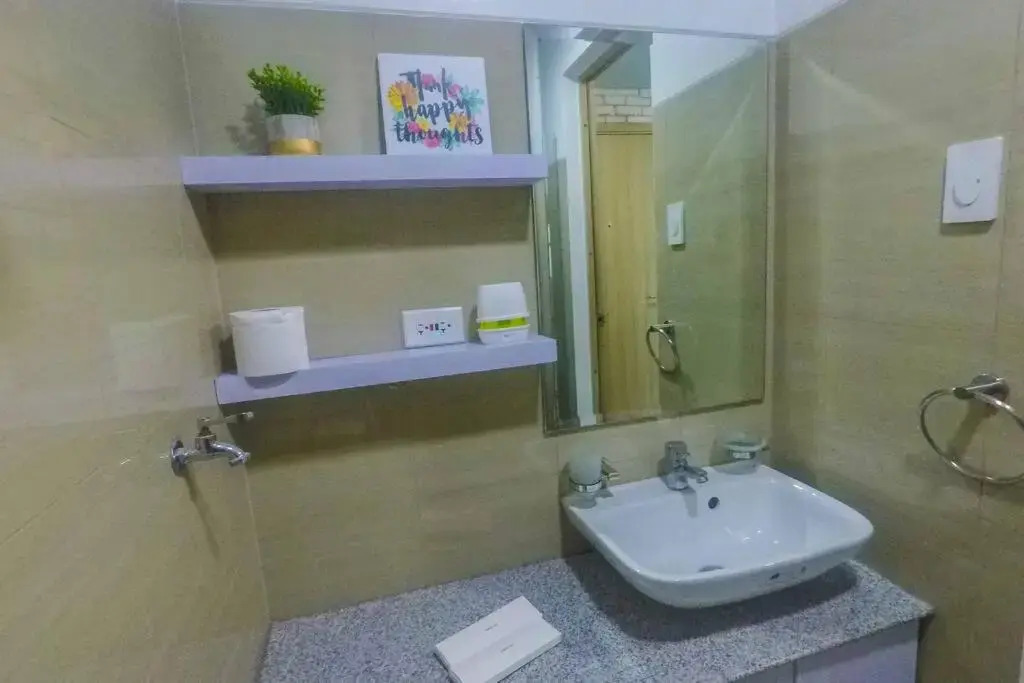 Shore Residences Tower C, #73