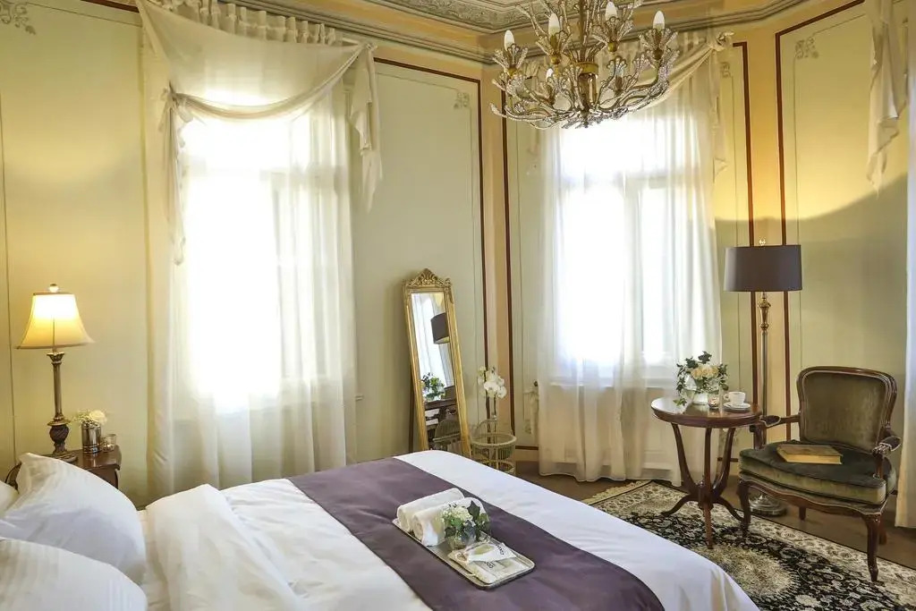 1905 Boutique Hotel