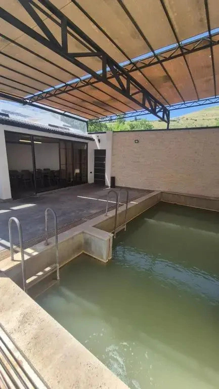 Relax Mineral Hotwater House
