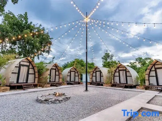 Nadi Glamping Suites