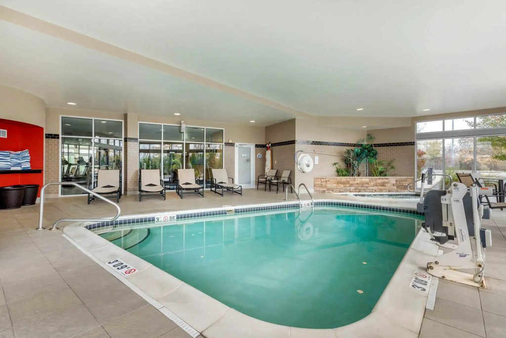 Cambria Hotel Akron - Canton Airport