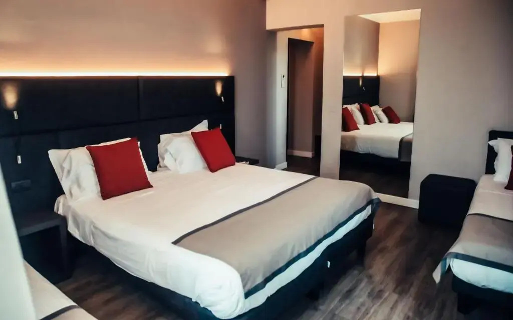 Hotel Benaco
