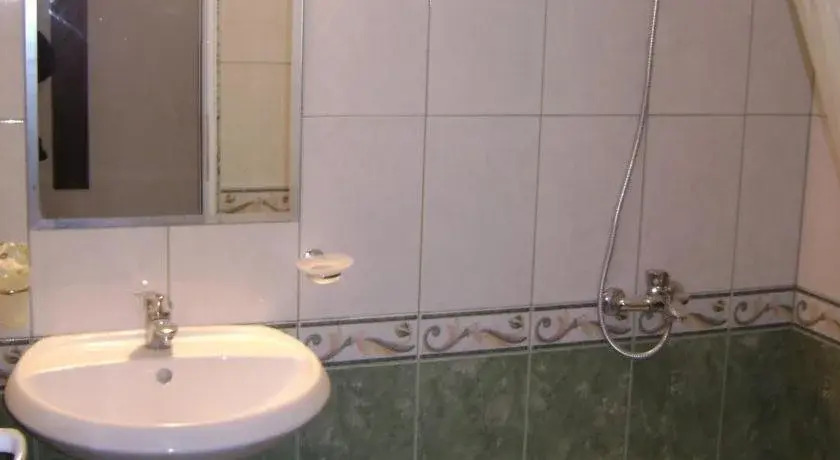 Хотел Кандрови