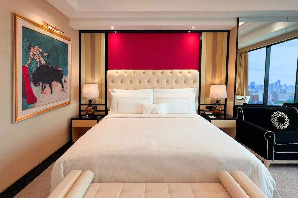 The Trans Luxury Hotel Surabaya