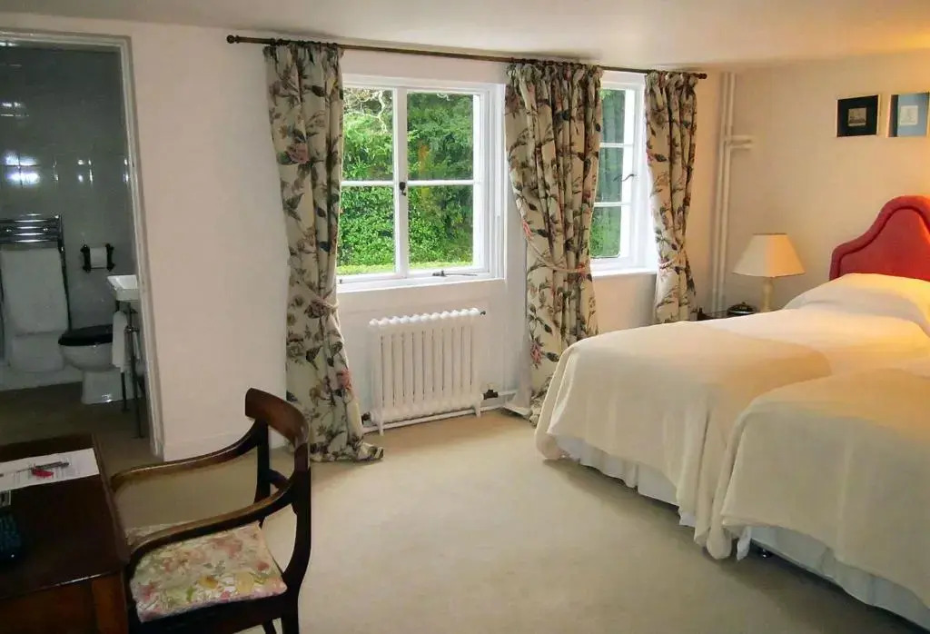 Hollybank House