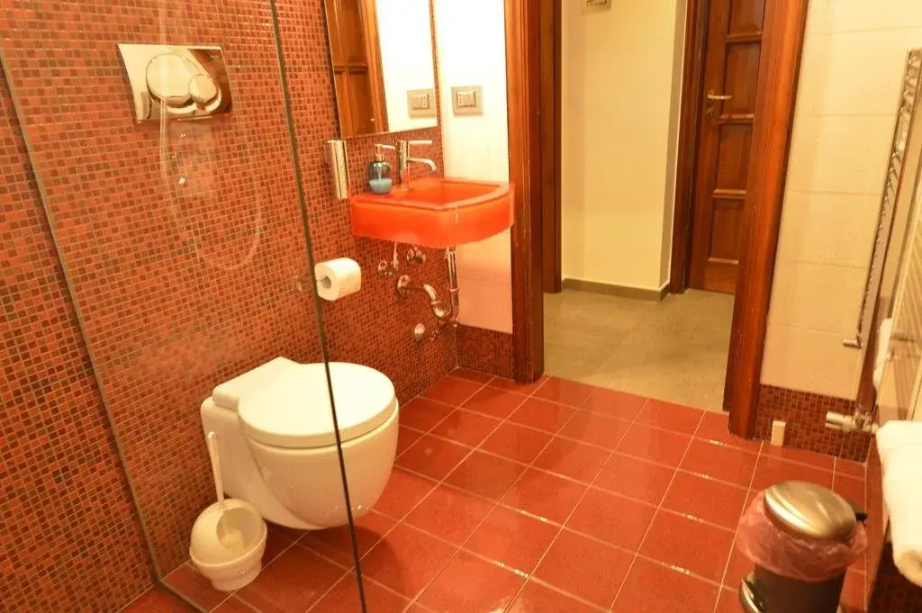 Bed and Breakfast La Villa AMBIENTI SANIFICATI CON GENERATORE DI OZONO