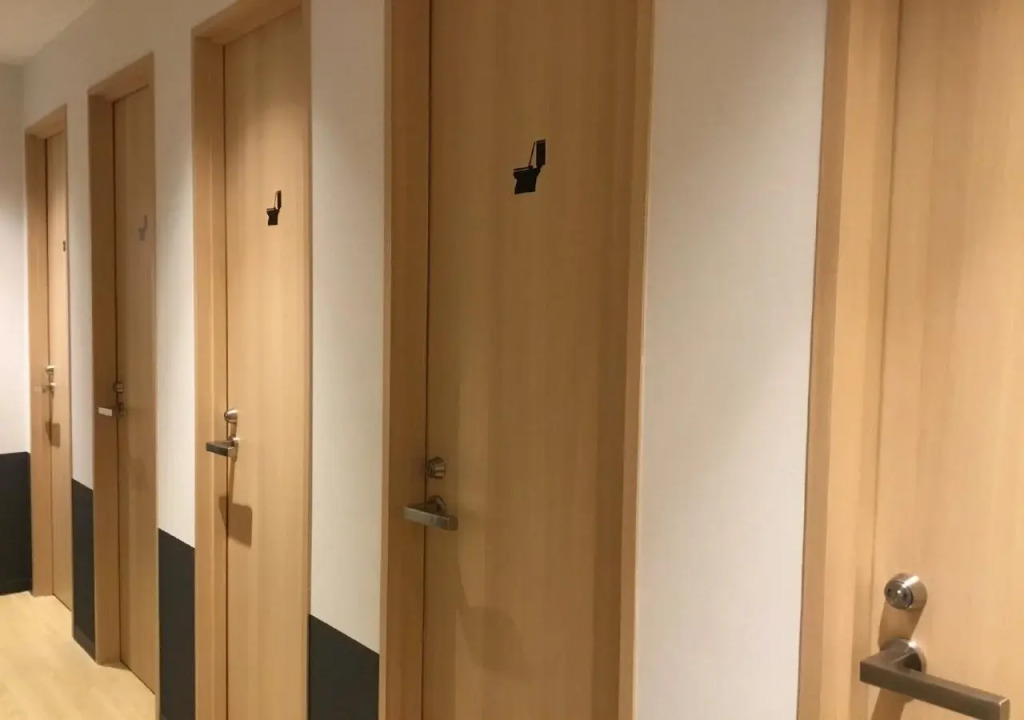 White Hostel Shinsaibashi