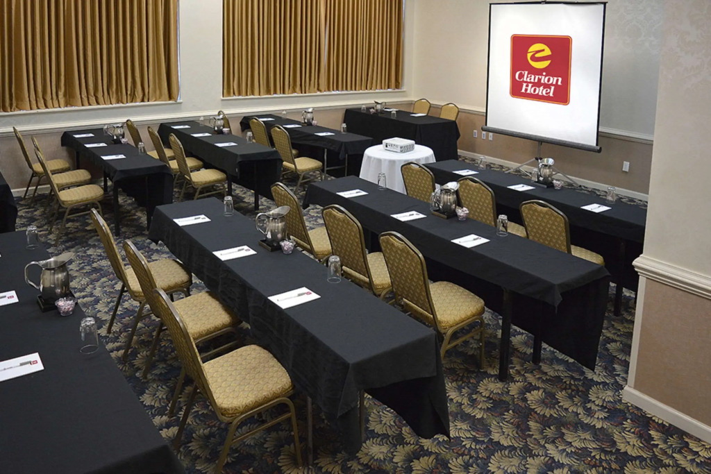 Clarion Hotel Philadelphia International Airport