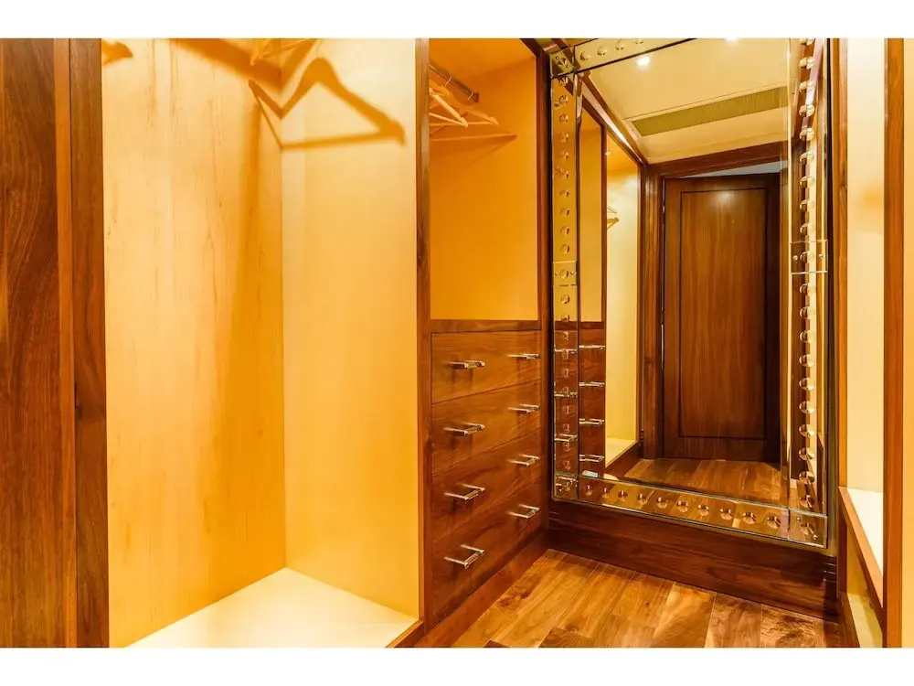 Rare and Gorgeous Hyde Park Mews House Sleeps 8