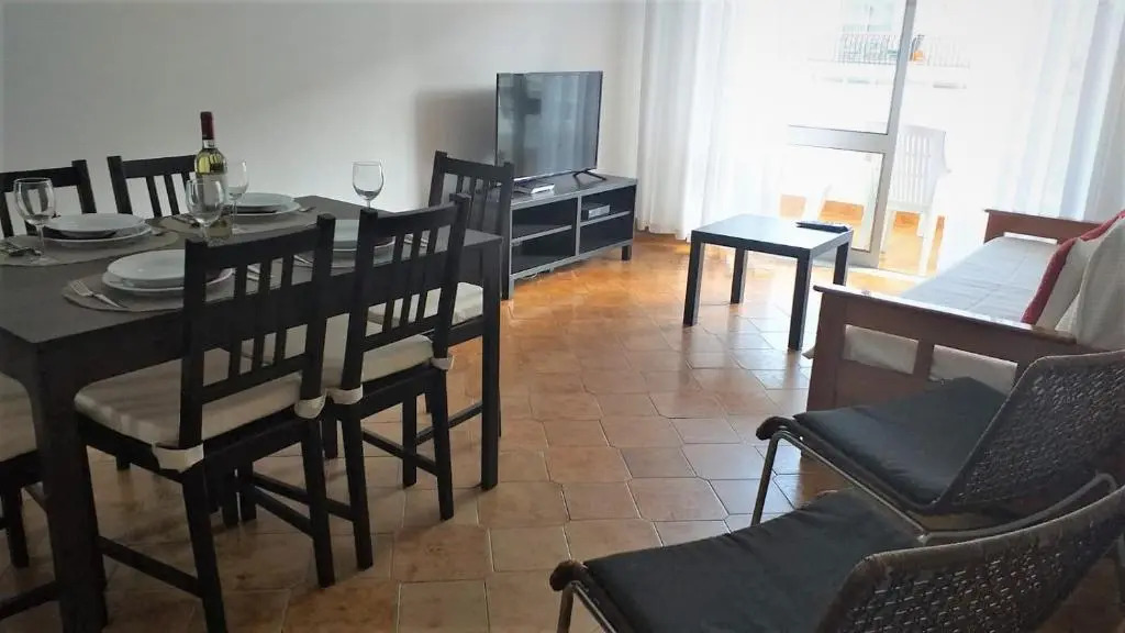 T2 Mira Praia 4- Familiar, 80mt Praia, Wifi