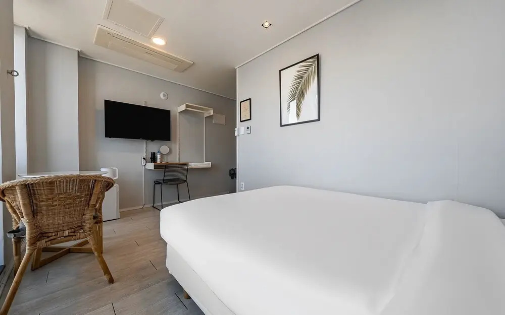 Stay Hostel