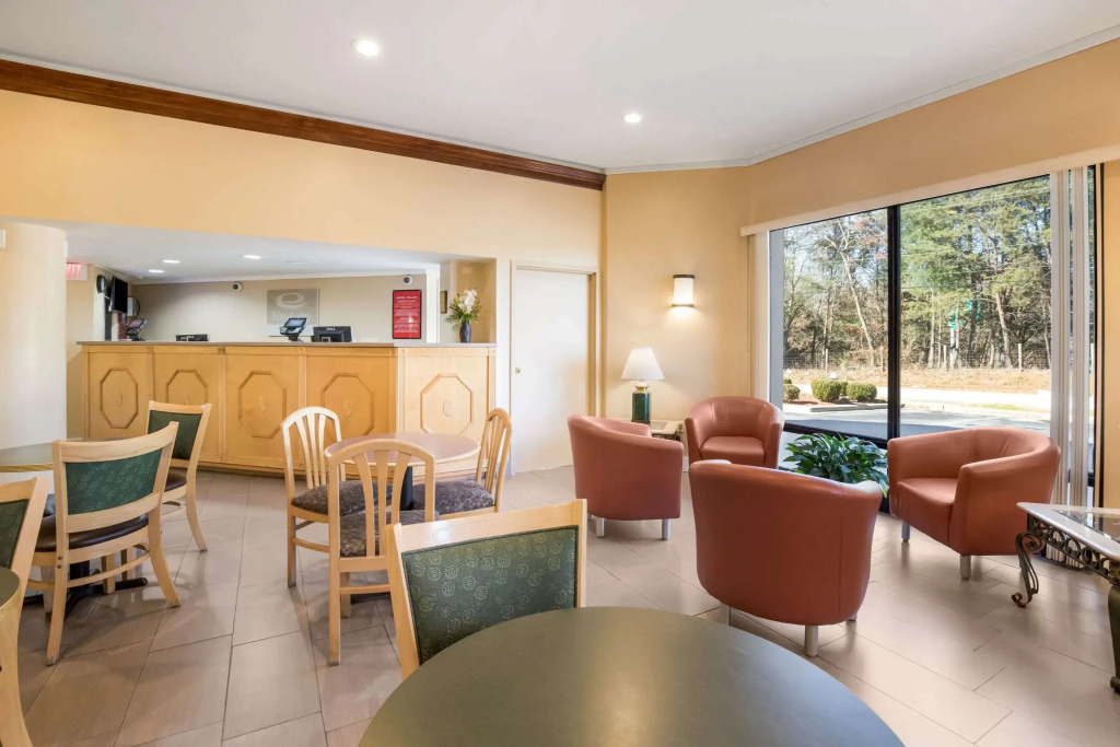 Econo Lodge Hendersonville