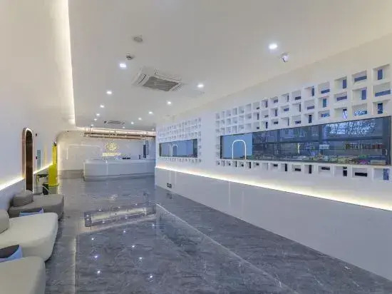 Yagangwan Four Seasons Hotel (Shanghai No.9 People's Hospital Fengcheng)