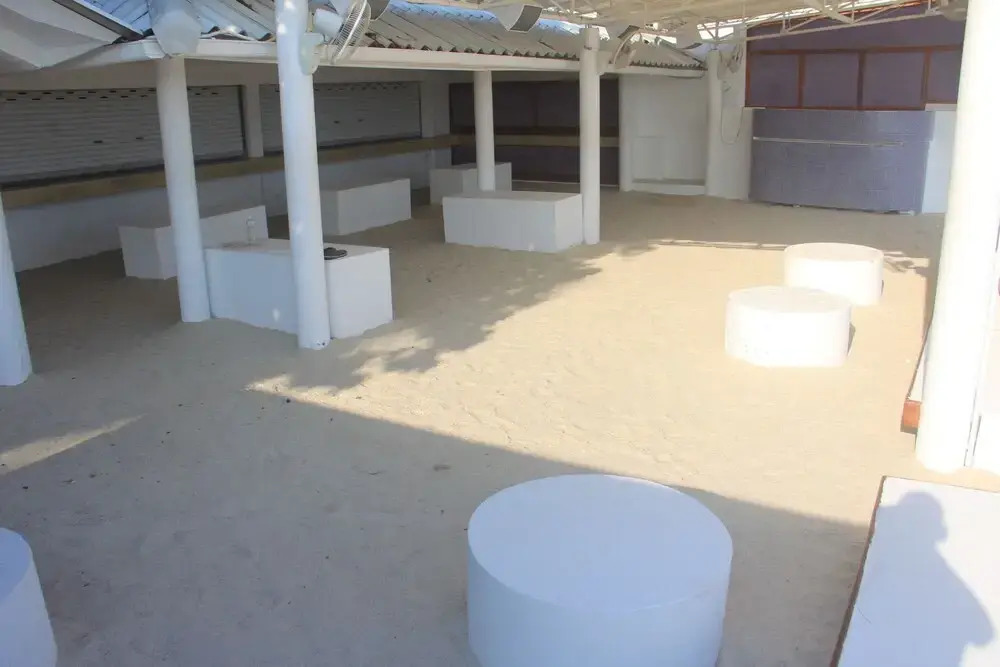 The Beach Village - Hostel