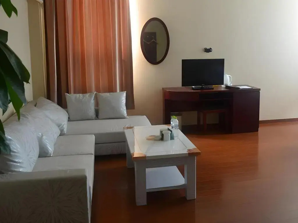 GreenTree Inn Shandong Qingdao Jiaozhou Sanlihe Park Express Hotel