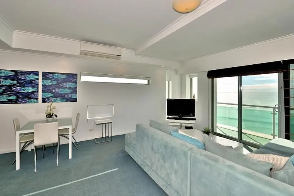 Sea Side 411