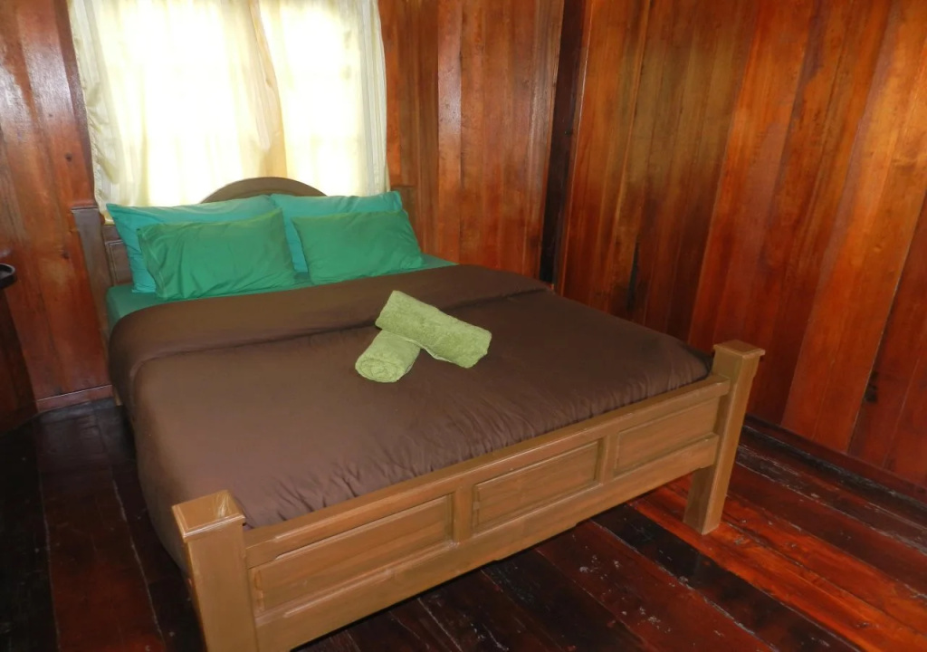 Ruean Vana Resort