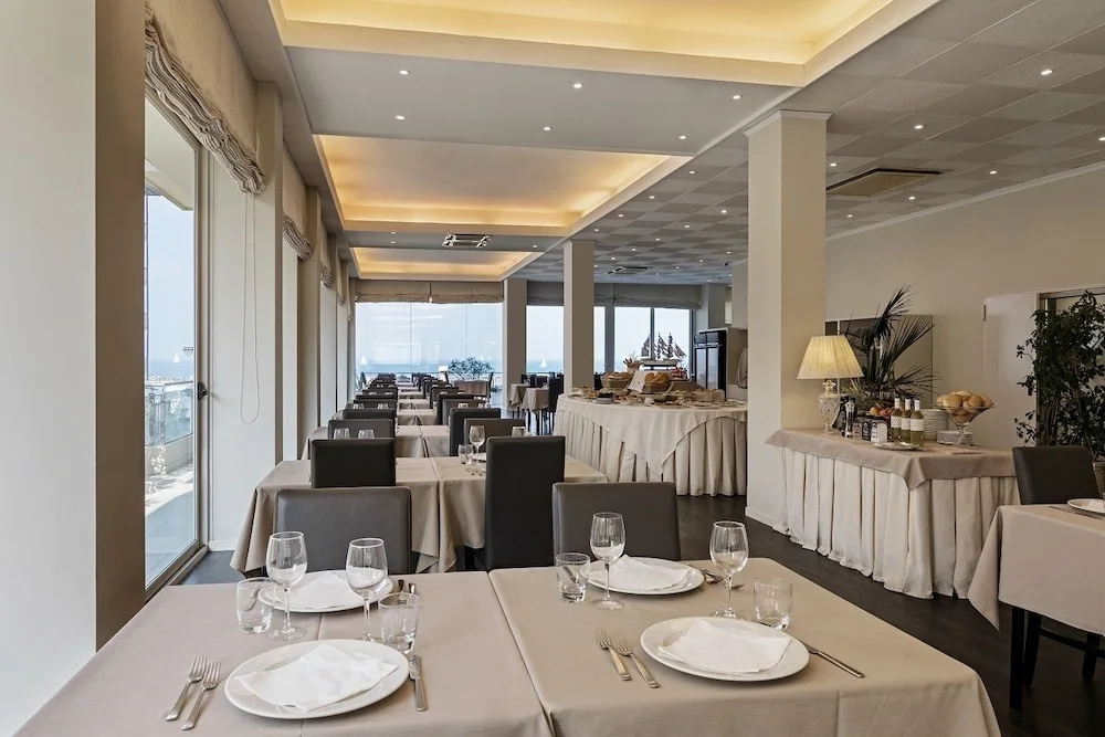 Hotel Trevi
