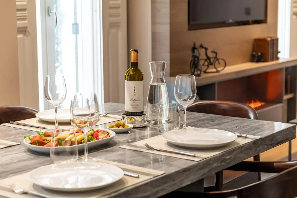 PYR Select Salamanca Luxury VI