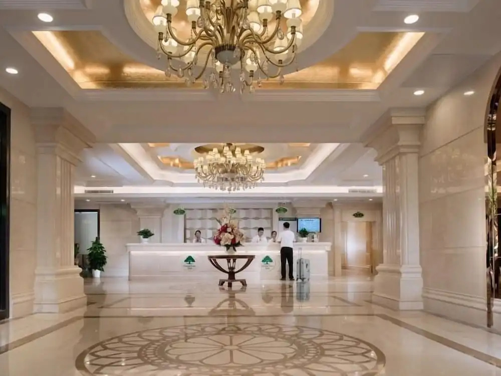 GreenTree Inn Shenzhen Dongmen Hotel