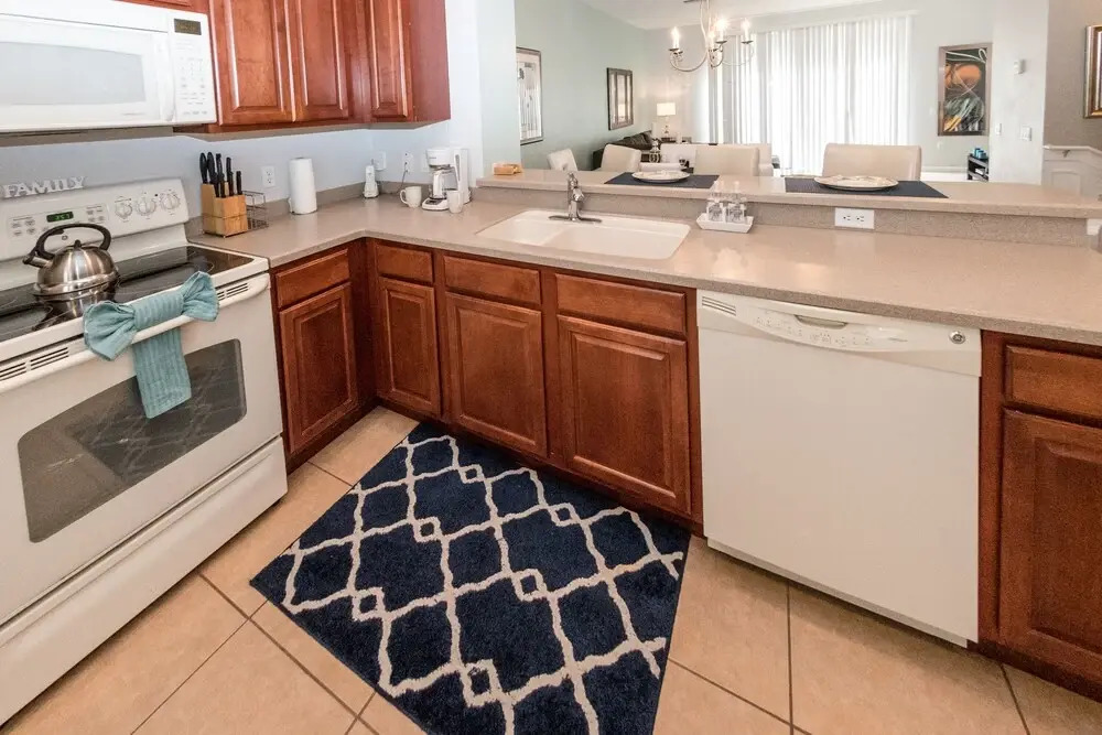 Oasis Escape Townhome 3 Bedroom Condo by Redawning