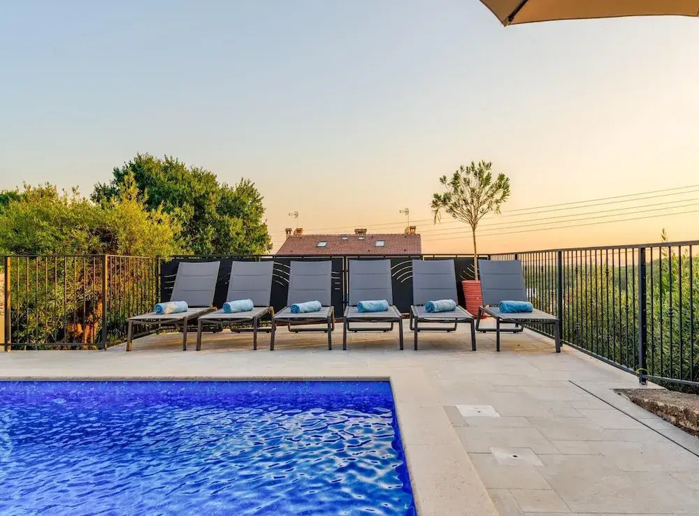 Beautiful Apartment With View