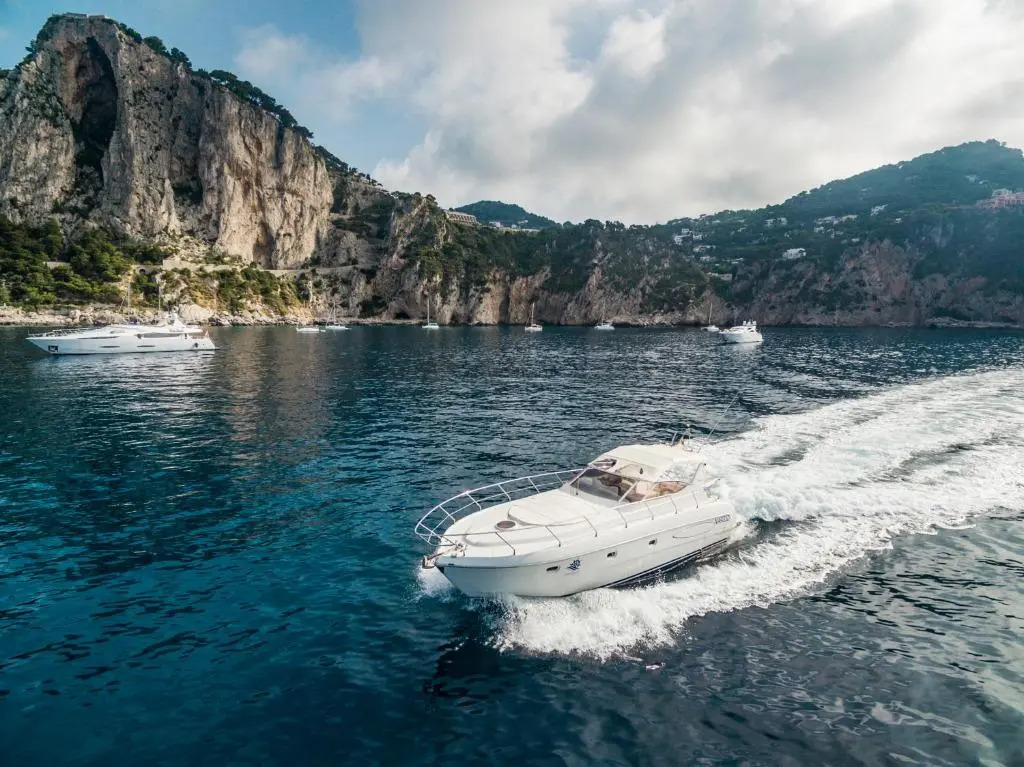 Rent Raffaelli40 in Capri