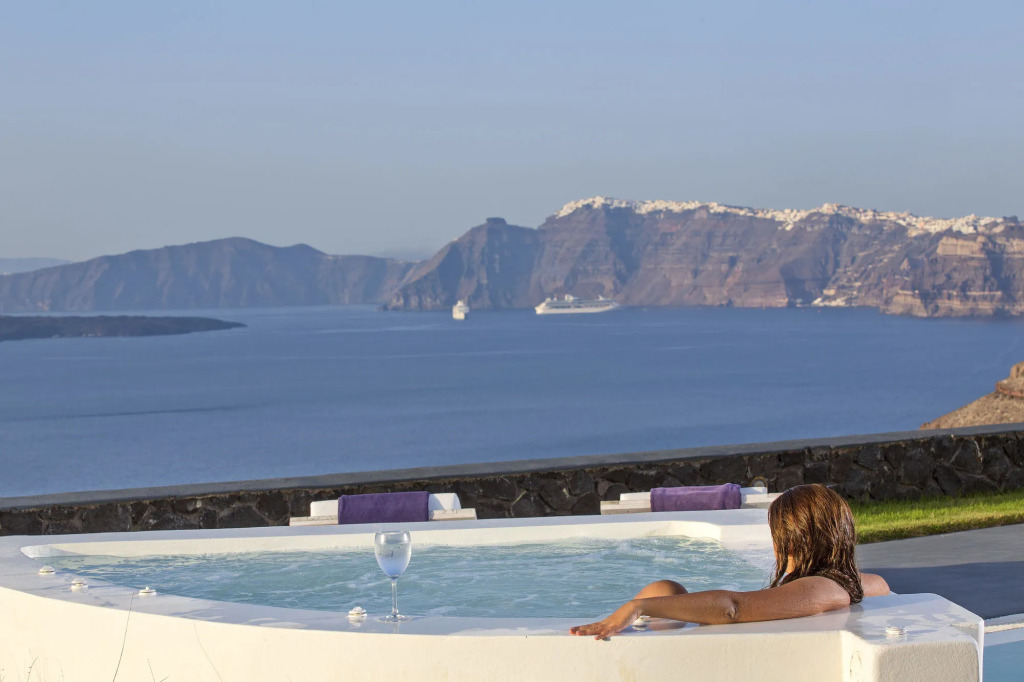 Santorini Princess Presidential Suites