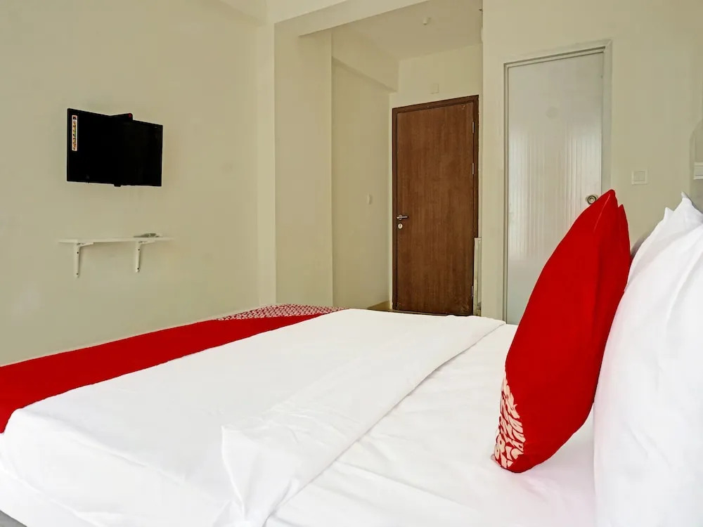 Apartemen Podomoro Golf View BY ID ROOM