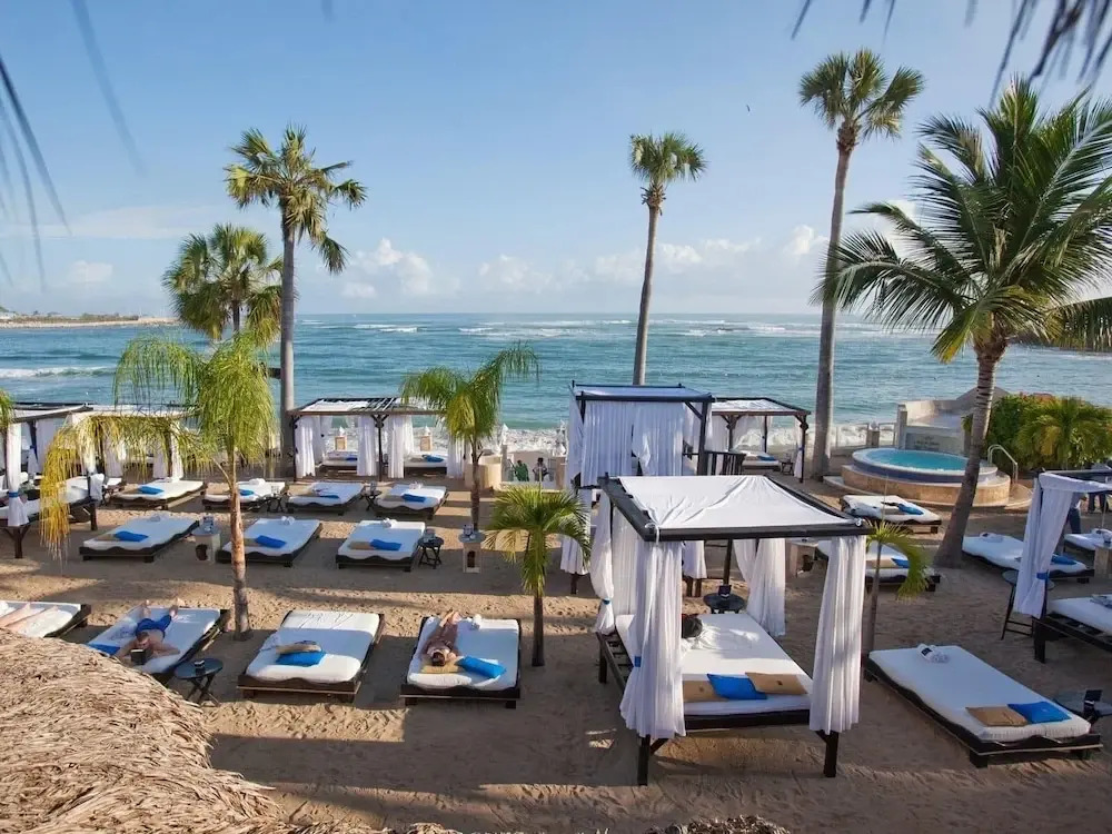 Crown Villas at Lifestyle — Villas Only | Mandatory All-Inclusive Paid at Resort