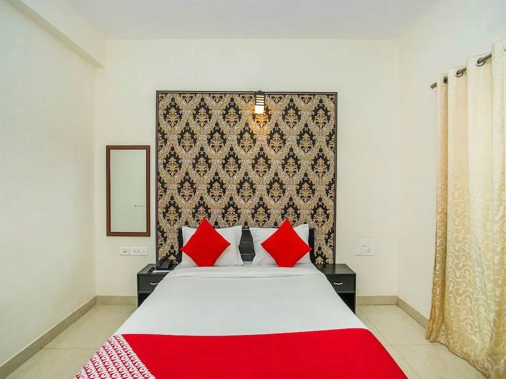 OYO 12962 Mafroosha Corporate Suites