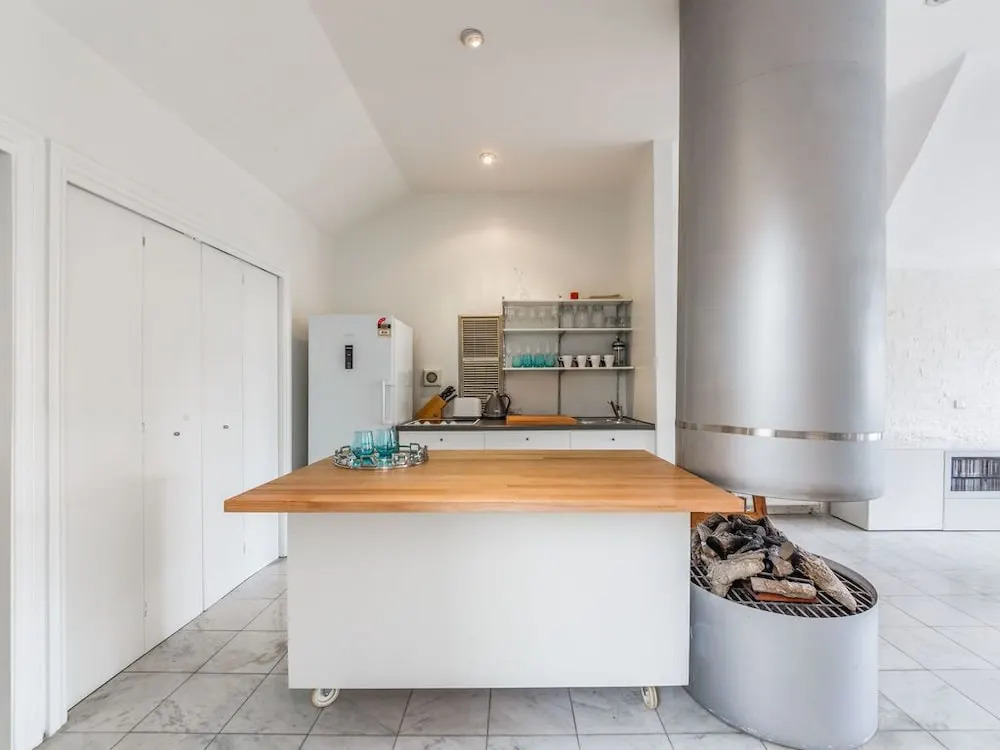 Spoilt for Choice 2-bed/2-bath + Free Parking