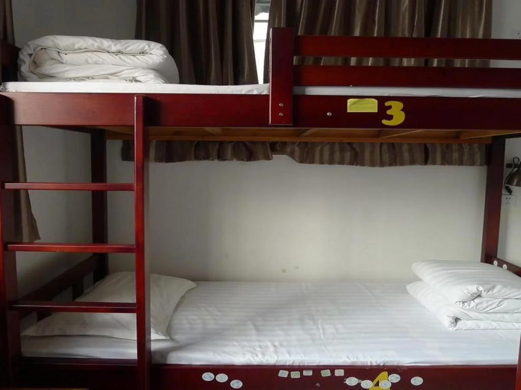 Renjoy Hotel Beijing Yonghe Temple Guijie Siheyuan
