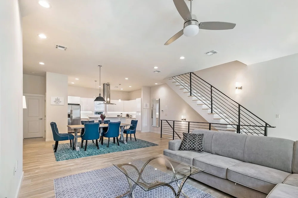Bienville Townhouse on a Gated Campus