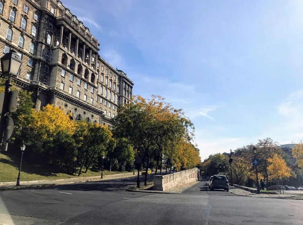 Vintage quiet with Castle view downtown