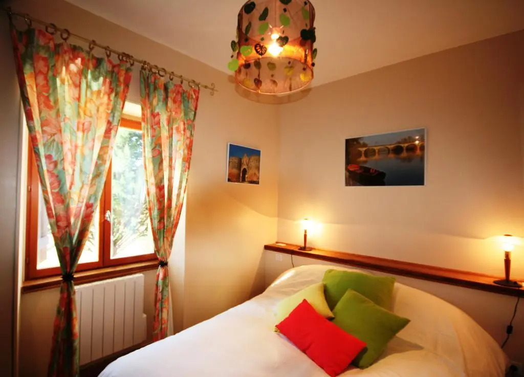 Aux Bories de Marquay, chambres dhôtes B&B avec piscine et SPA près de Sarlat