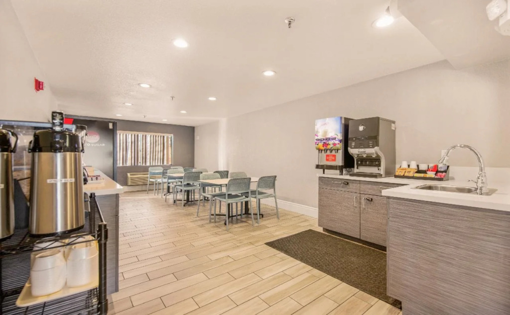 Econo Lodge Fontana