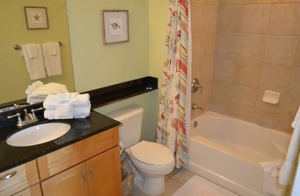 Indies 404 3 Bedrooms 2 Bathrooms Condo