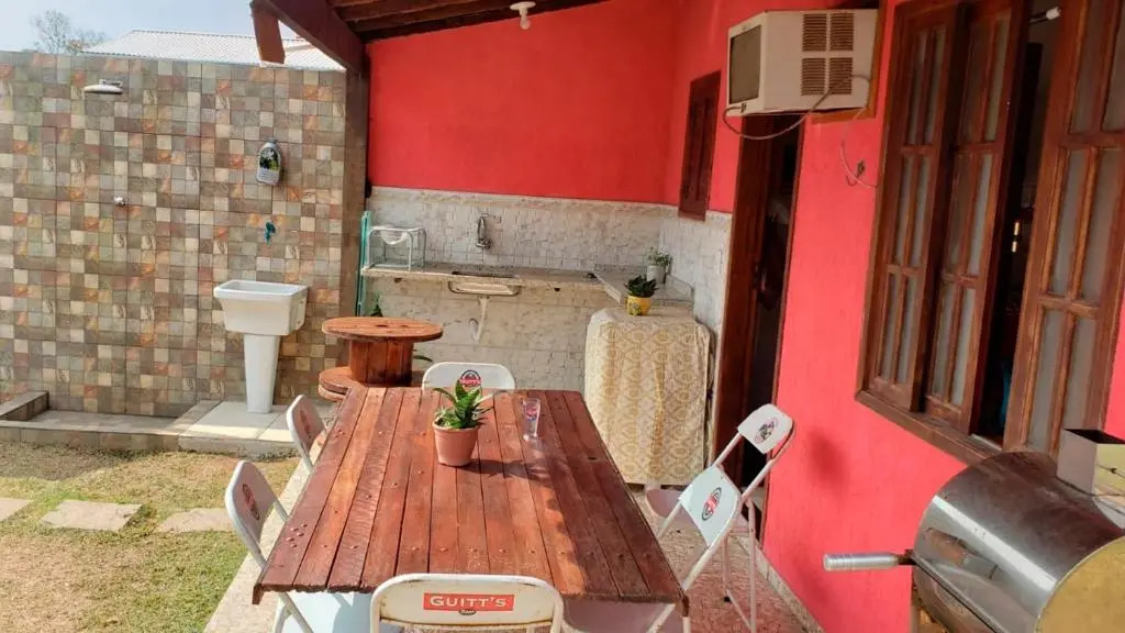 Casa da Dinda à 650m da praia de Itaúna