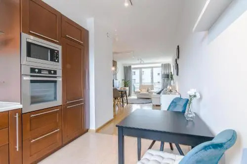 Rent a Flat apartments - Obrońców Wybrzeża St.