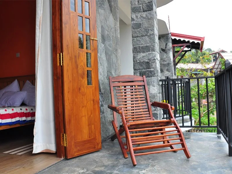 Chamelia Inn Ella
