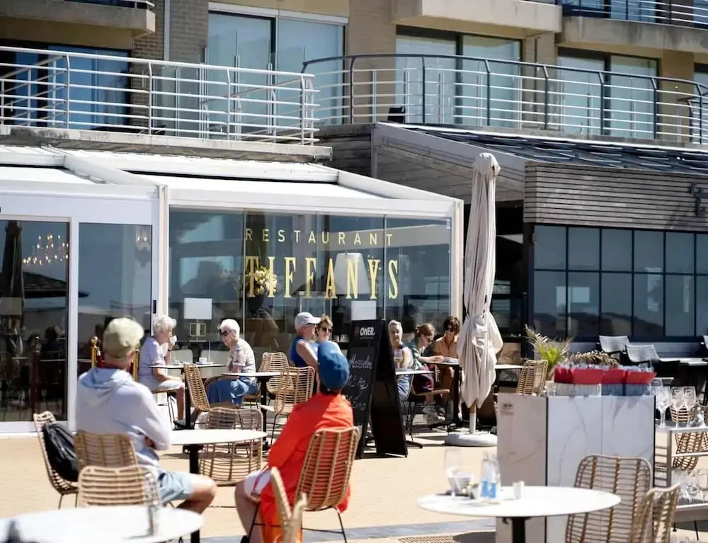 Apartment in Nieuwpoort with Sea Views
