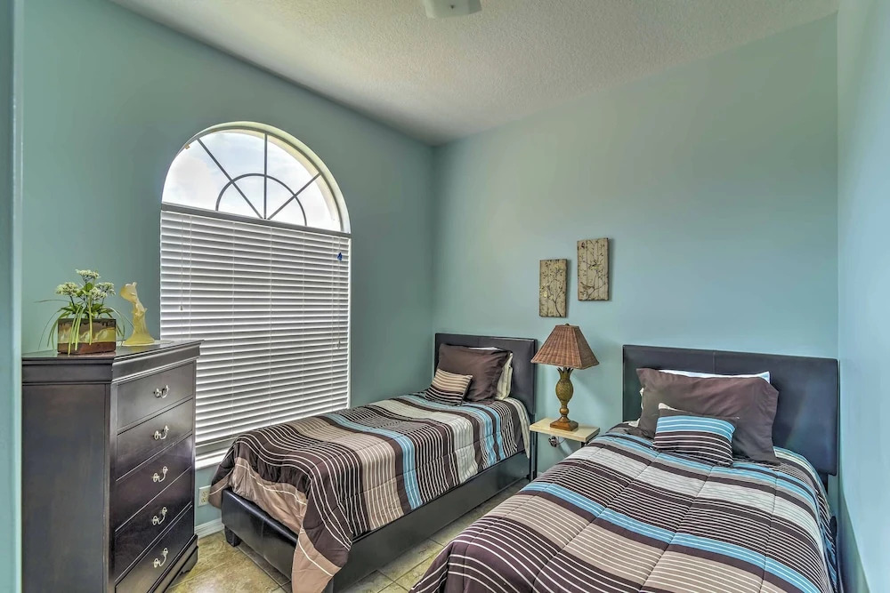 Kissimmee Retreat w/ Pool: Near Disney & Golf!