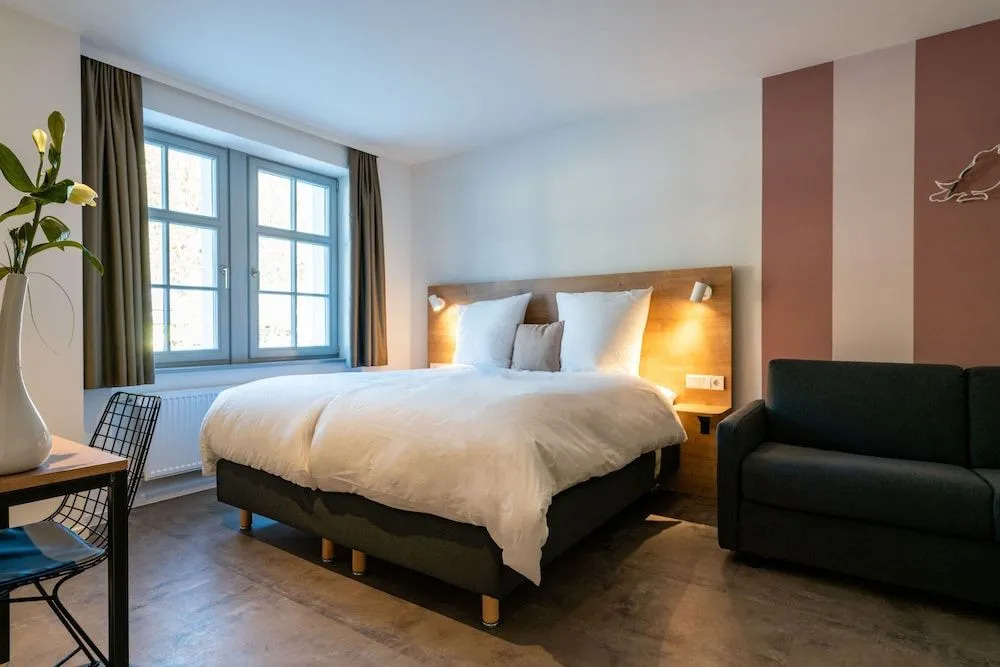 coucou hotel & kuckucks-stube