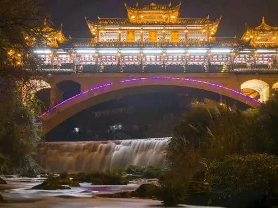 Tuwang Palace · Eight Halls, Furong Town (Waterfall View, Core Scenic Area)
