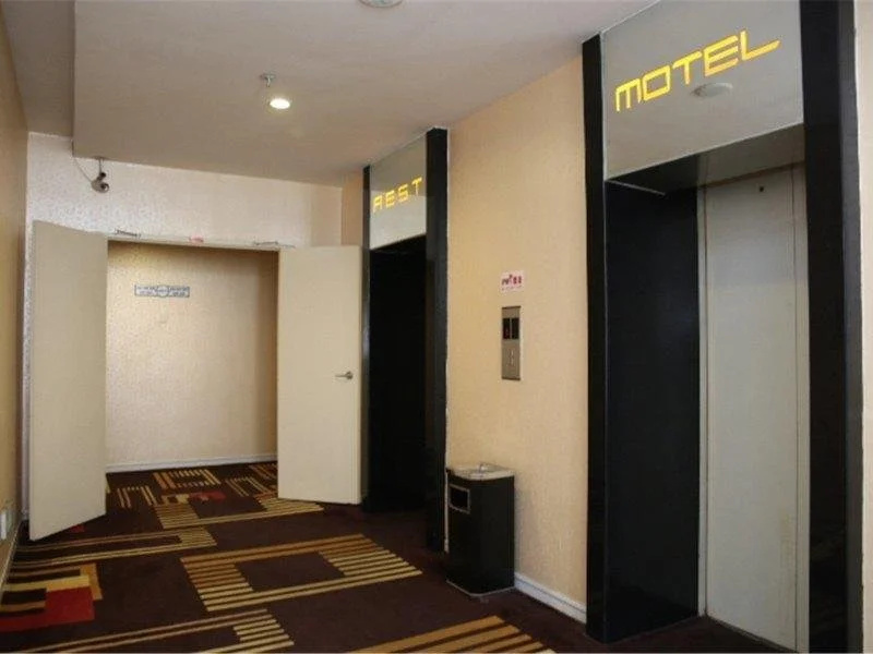 Rest Motel