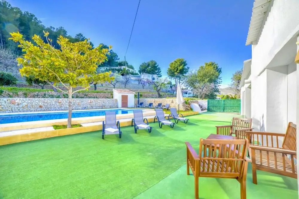 Villa - 7 Bedrooms with Pool and WiFi - 106439
