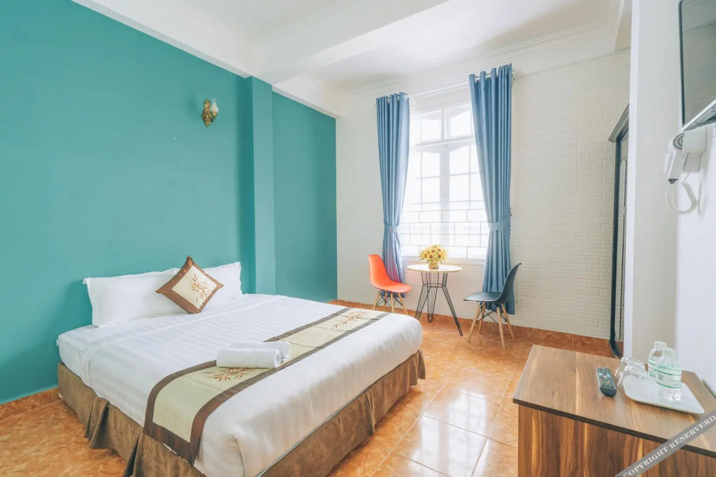 Khai Hoang Hotel