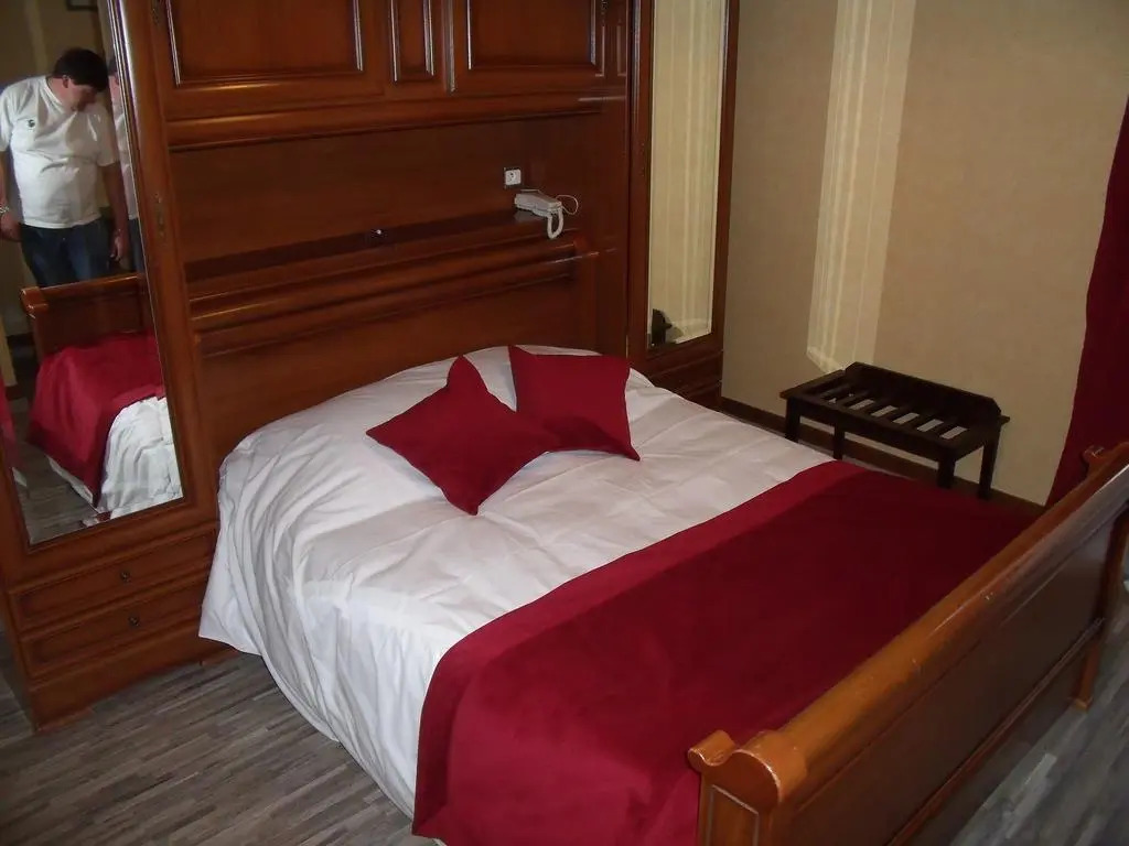 Hotel Saint-Sauveur