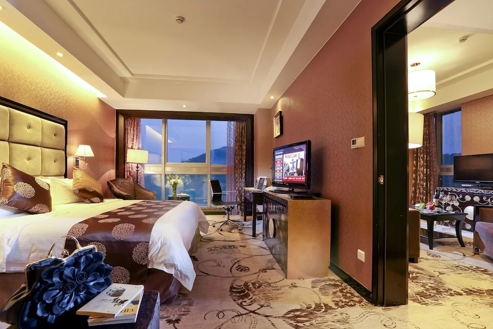 JianDe Peninsula Kai Hao Hotel